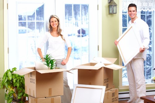 Packing and booking details for a UK moving service